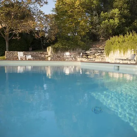 Sleeps 6 Pool Wifi