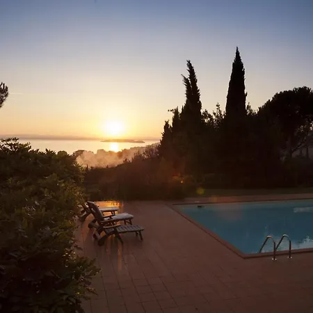 Sleeps 6 Pool Wifi Villa Passignano sul Trasimeno
