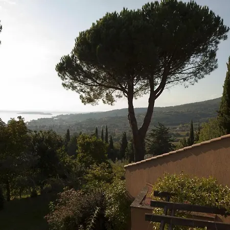 Sleeps 6 Pool Wifi Villa